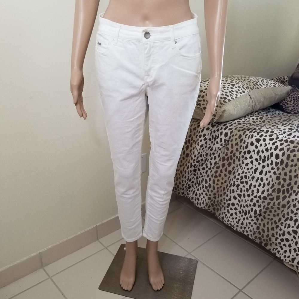 ..EUC Nine West Cigarette Mud Rise Jean's in White